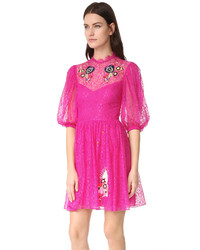 fuchsia besticktes Spitzekleid von Temperley London