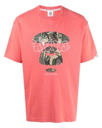 fuchsia Camouflage T-Shirt mit einem Rundhalsausschnitt von AAPE BY A BATHING APE