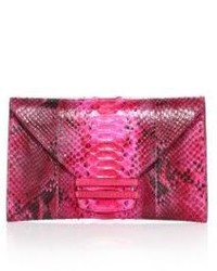 fuchsia Clutch mit Schlangenmuster