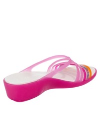 fuchsia Keilsandaletten von Crocs