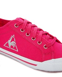 fuchsia niedrige Sneakers von Le Coq Sportif