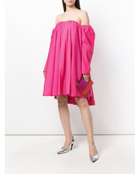 fuchsia schulterfreies Kleid mit Rüschen von Calvin Klein 205W39nyc