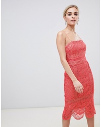 fuchsia figurbetontes Kleid aus Spitze von StyleStalker