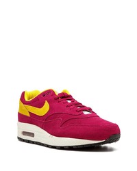 fuchsia Sportschuhe von Nike