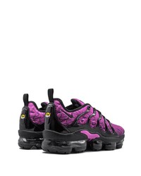 fuchsia Sportschuhe von Nike