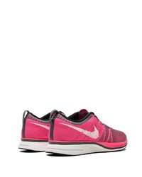 fuchsia Sportschuhe von Nike