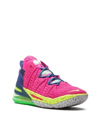 fuchsia Sportschuhe von Nike