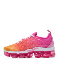 fuchsia Sportschuhe von Nike