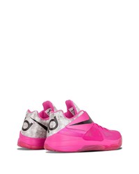 fuchsia Sportschuhe von Nike