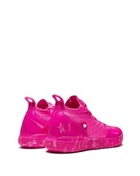 fuchsia Sportschuhe von Nike