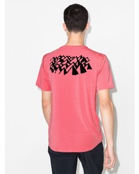 fuchsia T-Shirt mit einem Rundhalsausschnitt von District Vision
