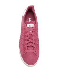 fuchsia Wildleder niedrige Sneakers von adidas