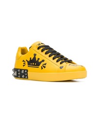 gelbe bedruckte Leder niedrige Sneakers von Dolce & Gabbana