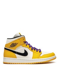 gelbe hohe Sneakers aus Leder von Jordan