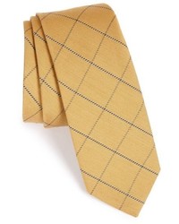 gelbe Krawatte mit Karomuster