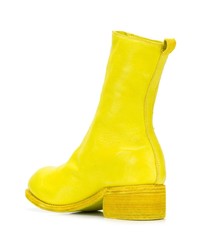 gelbe Leder mittelalte Stiefel von Guidi