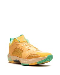 gelbe Leder niedrige Sneakers von Jordan