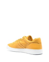 gelbe Leder niedrige Sneakers von Doucal's