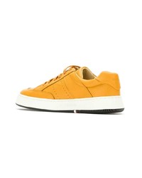 gelbe Leder niedrige Sneakers von OSKLEN