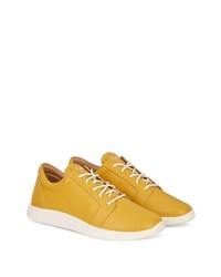 gelbe Leder niedrige Sneakers von Giuseppe Zanotti