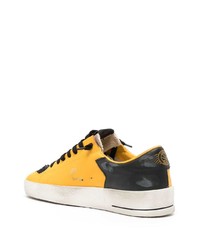 gelbe Leder niedrige Sneakers von Golden Goose