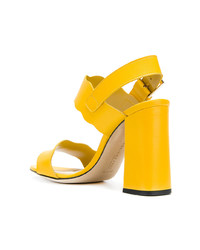 gelbe Leder Sandaletten von Marskinryyppy