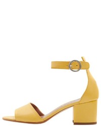 gelbe Leder Sandaletten von PoiLei