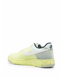 gelbe niedrige Sneakers von Nike