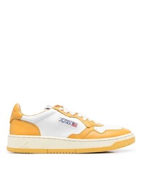 gelbe niedrige Sneakers von AUTRY