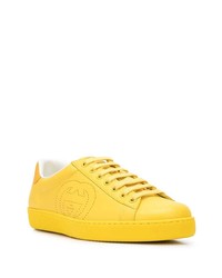 gelbe niedrige Sneakers von Gucci