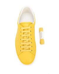 gelbe niedrige Sneakers von Gucci