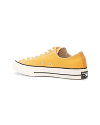 gelbe Segeltuch niedrige Sneakers von Converse