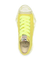 gelbe Segeltuch niedrige Sneakers von Maison Mihara Yasuhiro