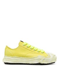 gelbe Segeltuch niedrige Sneakers von Maison Mihara Yasuhiro