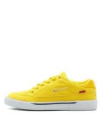 gelbe Segeltuch niedrige Sneakers von Nike