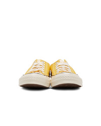 gelbe Segeltuch niedrige Sneakers von Converse