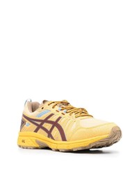 gelbe Sportschuhe von Asics