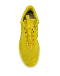 gelbe Sportschuhe von Camper