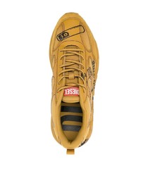 gelbe Sportschuhe von Diesel