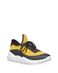 gelbe Sportschuhe von Fendi