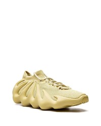 gelbe Sportschuhe von adidas YEEZY