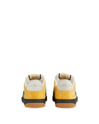 gelbe Wildleder niedrige Sneakers von Gucci
