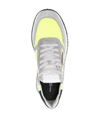 gelbe Wildleder niedrige Sneakers von Philippe Model Paris