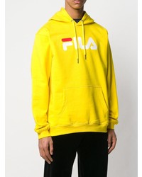 gelber bedruckter Pullover mit einem Kapuze von Fila