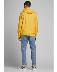 gelber bedruckter Pullover mit einem Kapuze von Jack & Jones