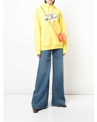 gelber bedruckter Pullover mit einer Kapuze von Marc Jacobs