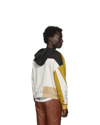 gelber Pullover mit einem Kapuze von Eckhaus Latta