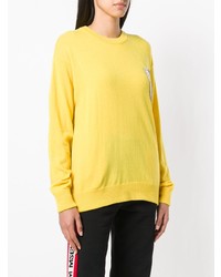 gelber Pullover mit einem Rundhalsausschnitt von Laneus