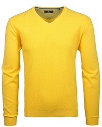 gelber Pullover mit einem V-Ausschnitt von RAGMAN