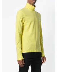 gelber Rollkragenpullover von Calvin Klein 205W39nyc